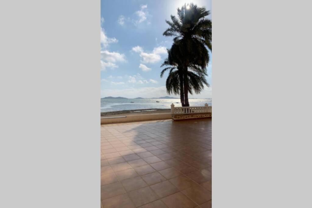 Apartamento Mar Menor, Los Urrutias - Beachfront Apartment With Patio Cartagena Buitenkant foto